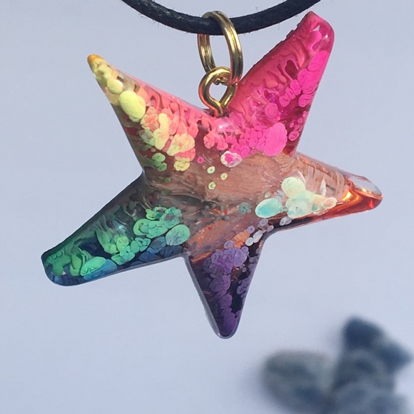 Hand painted Start Necklace - Picture 4 of 4